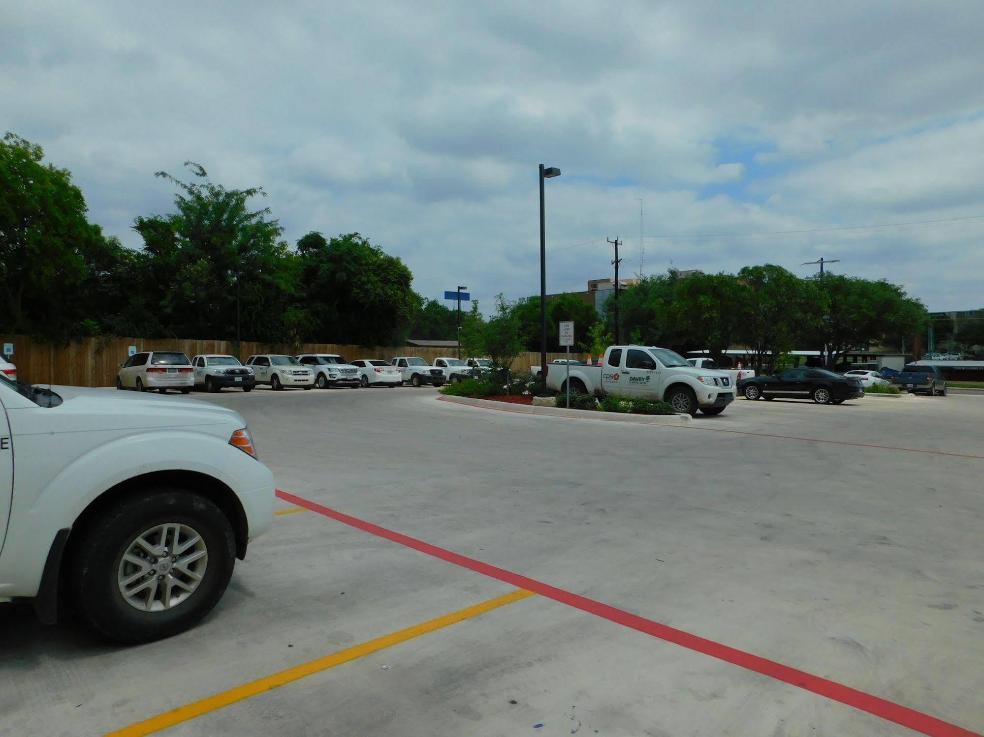 Candlewood Suites San Antonio Airport By Ihg Exterior photo